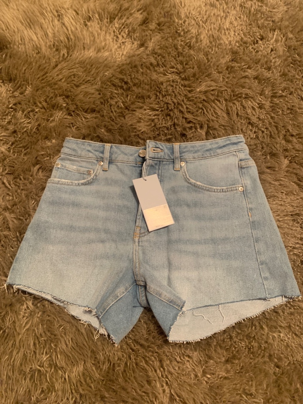 NWT Antonio Melani Sho Bayleigh Denim, size 4